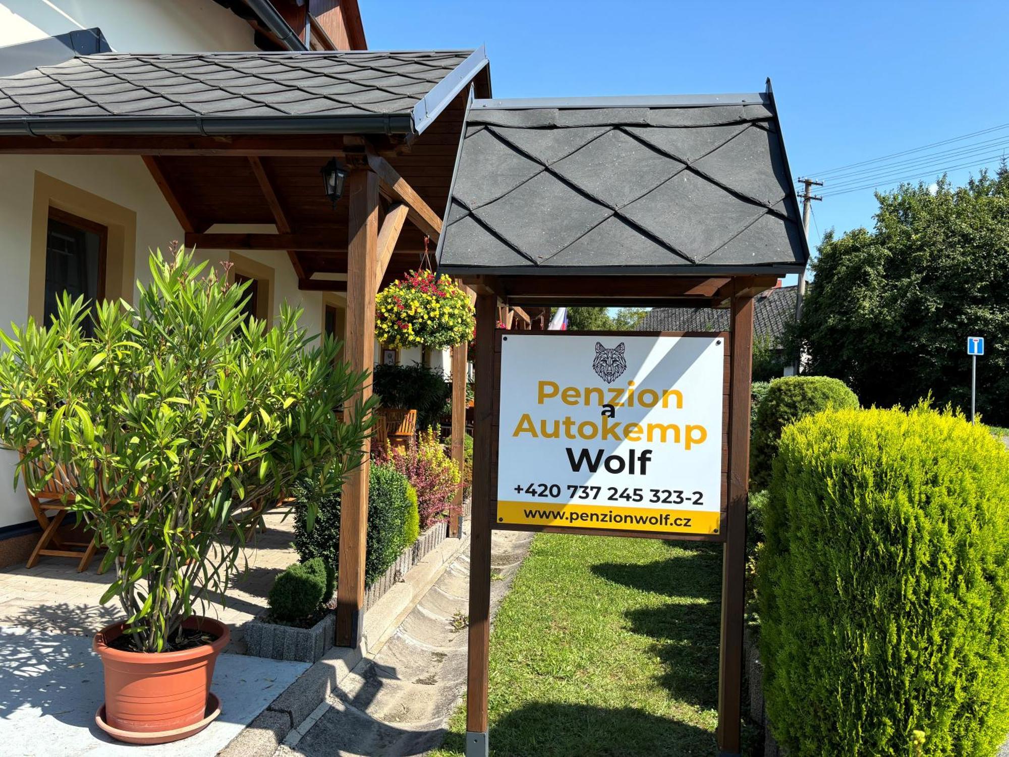 Penzion a autokemp Wolf Česká Skalice Kültér fotó